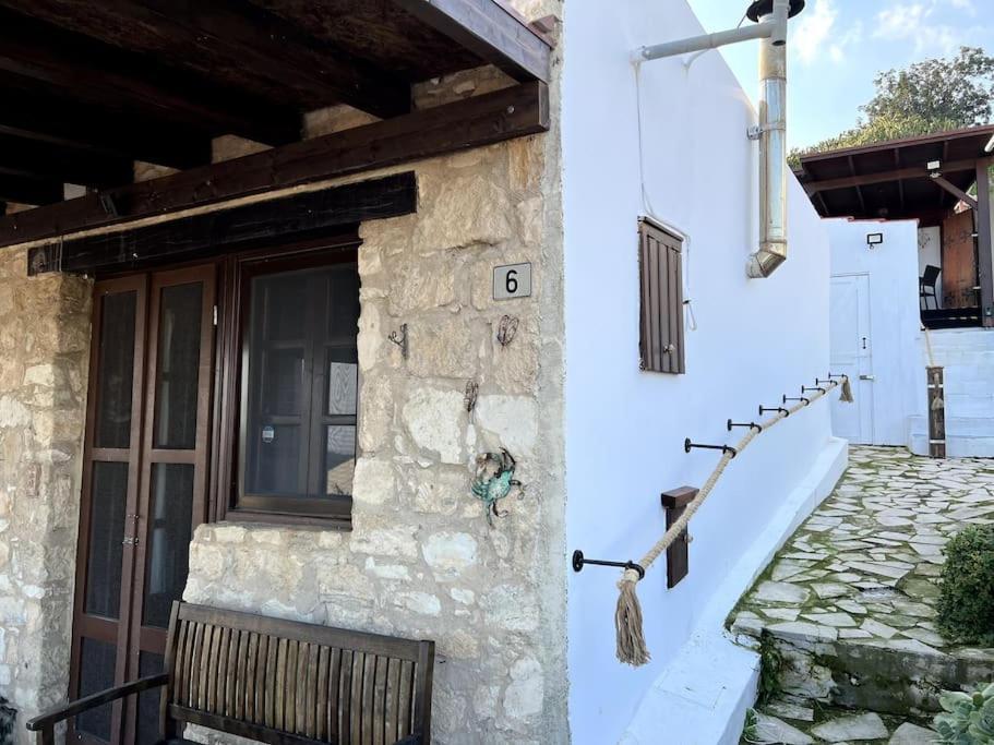 'I Folia' Village House With Roof Garden And Terrace Pissouri Exterior foto