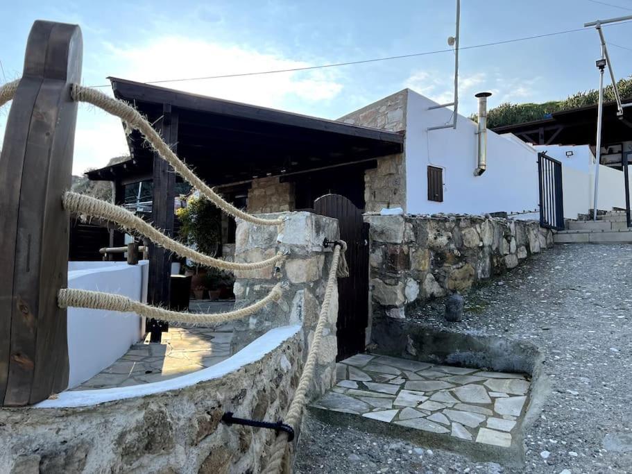 'I Folia' Village House With Roof Garden And Terrace Pissouri Exterior foto