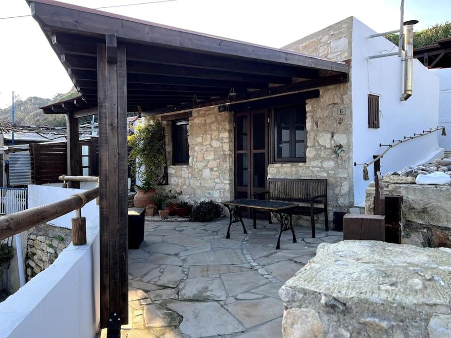 'I Folia' Village House With Roof Garden And Terrace Pissouri Exterior foto
