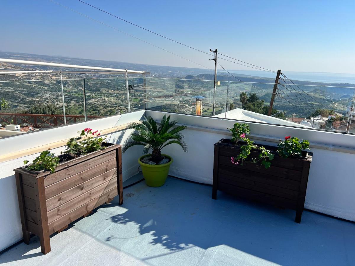 'I Folia' Village House With Roof Garden And Terrace Pissouri Exterior foto